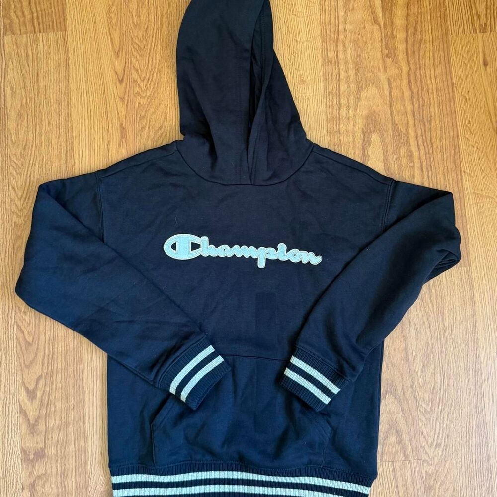 Champion Women's Black and Navy Hoodie